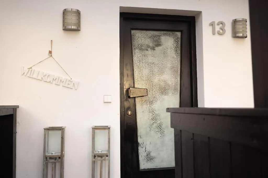 Gemuetliches Haus Mit Holzofen & Garten Apartment Landshut