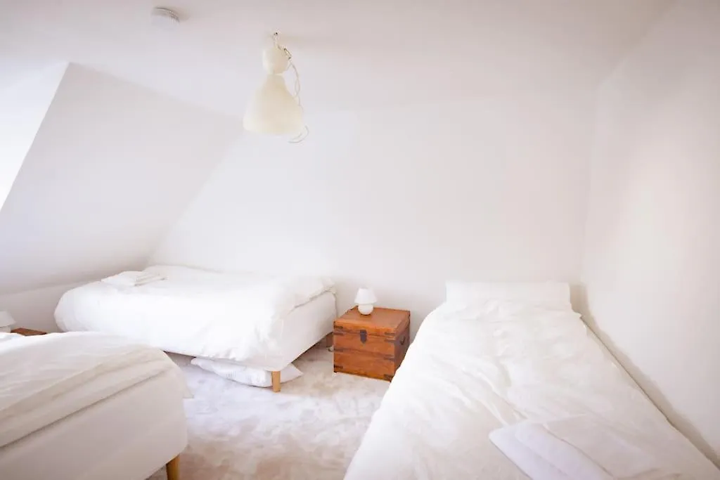 Gemuetliches Haus Mit Holzofen & Garten Apartment Landshut